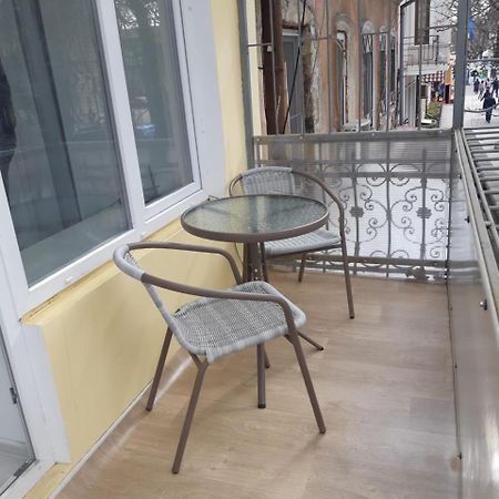 דירות אודסה 75 Katerynyns'Ka Street מראה חיצוני תמונה