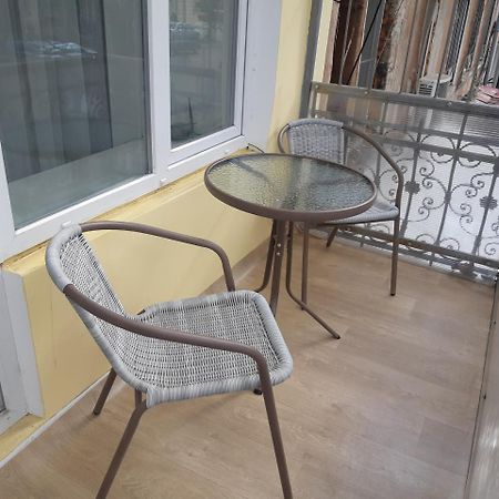 דירות אודסה 75 Katerynyns'Ka Street מראה חיצוני תמונה
